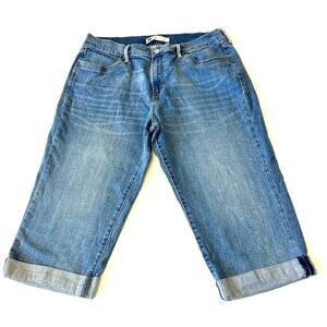 Levi Jeans Capris Women's Size 14 Medium Wash Cuffed Red Tag Blue Stretch